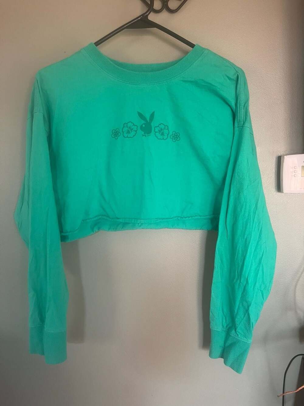 Playboy by PacSun Hibiscus Bunny Logo Cropped Long Sleeve Tee